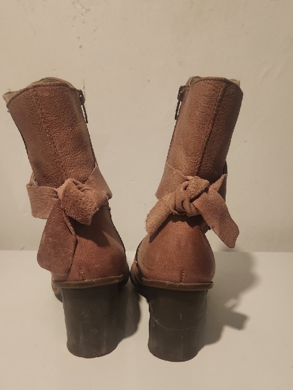 El Naturalista Dusty Pink/Salmon Leather Mid-Calf Heeled Boot - Picture 3 of 8
